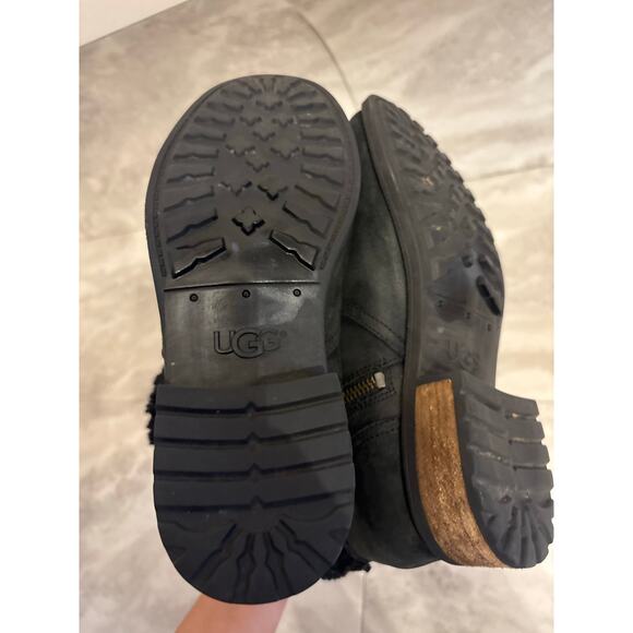 UGG Australia Womens Blayre II Black Leather Shearling Buckle Ankle Boot 8 - Picture 8 of 8